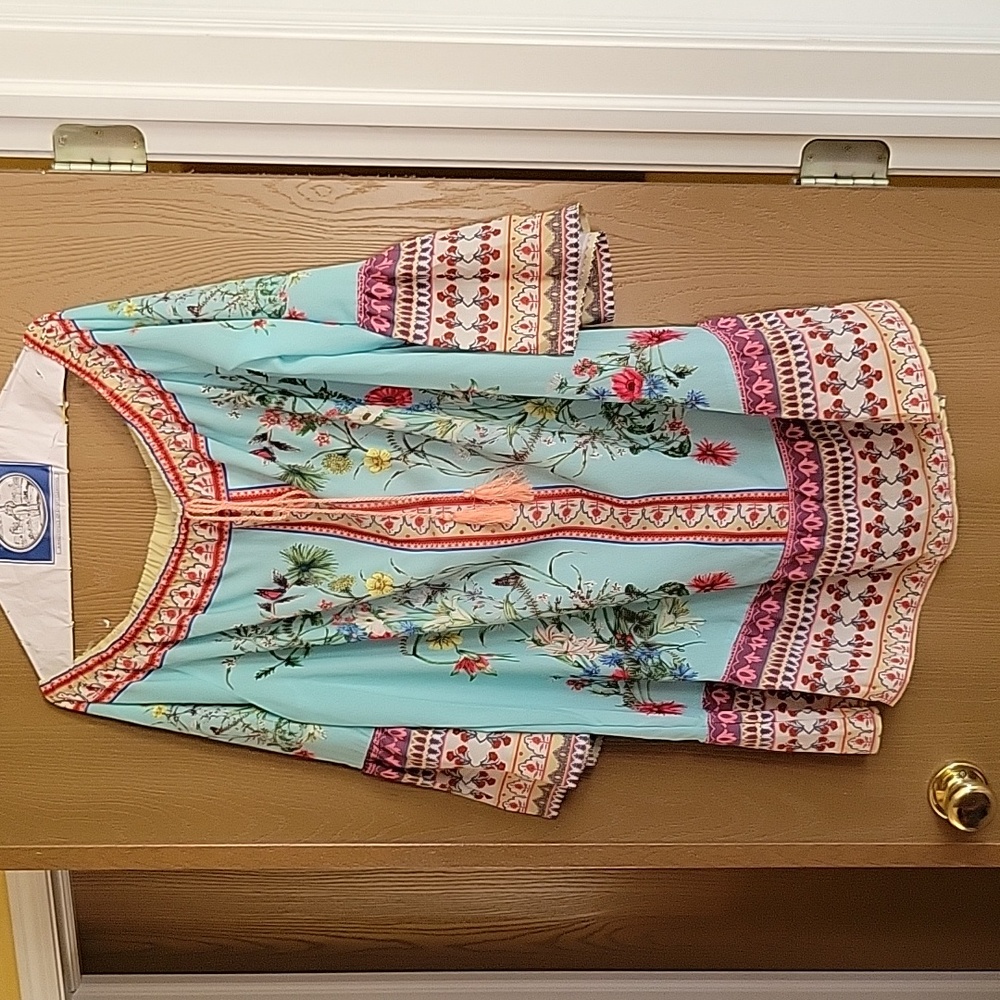 NWT Floral Umgee boho style dress/tunic...can be worn off shoulder p2p 25